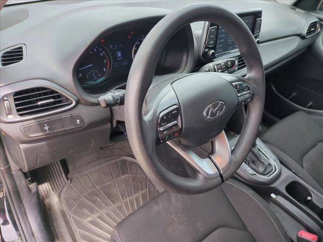 Used 2019 Hyundai Elantra GT image 6