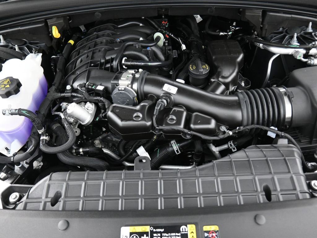 New 2025 Jeep Grand Cherokee Limited image 11