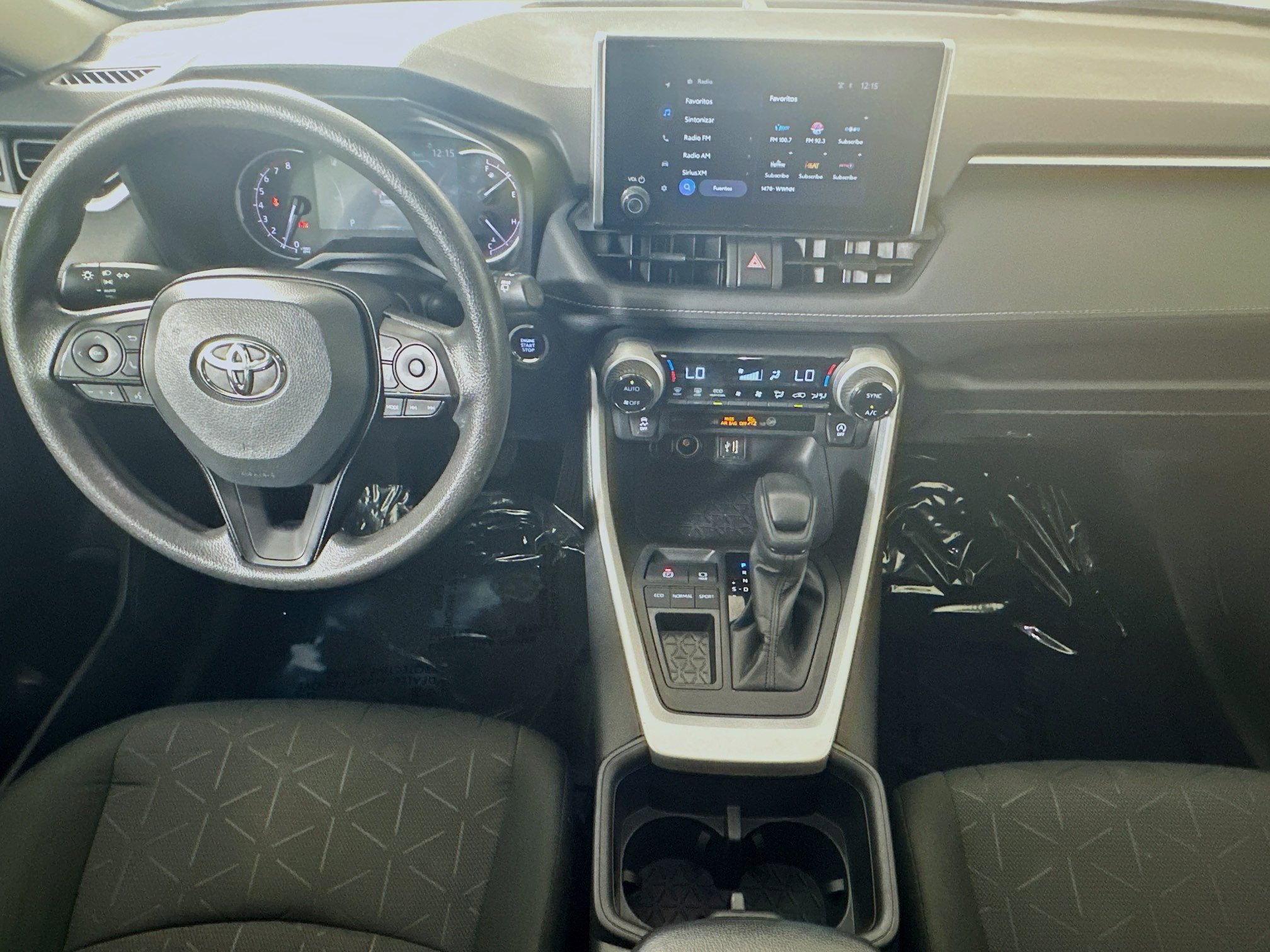 Used 2023 Toyota RAV4 XLE FWD image 27