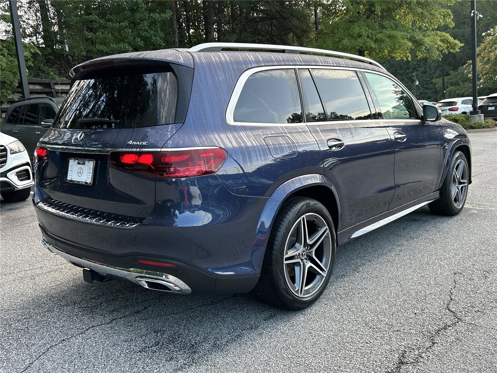 Certified 2025 Mercedes-Benz GLS 450 4MATIC w/ AMG Line Exterior image 6