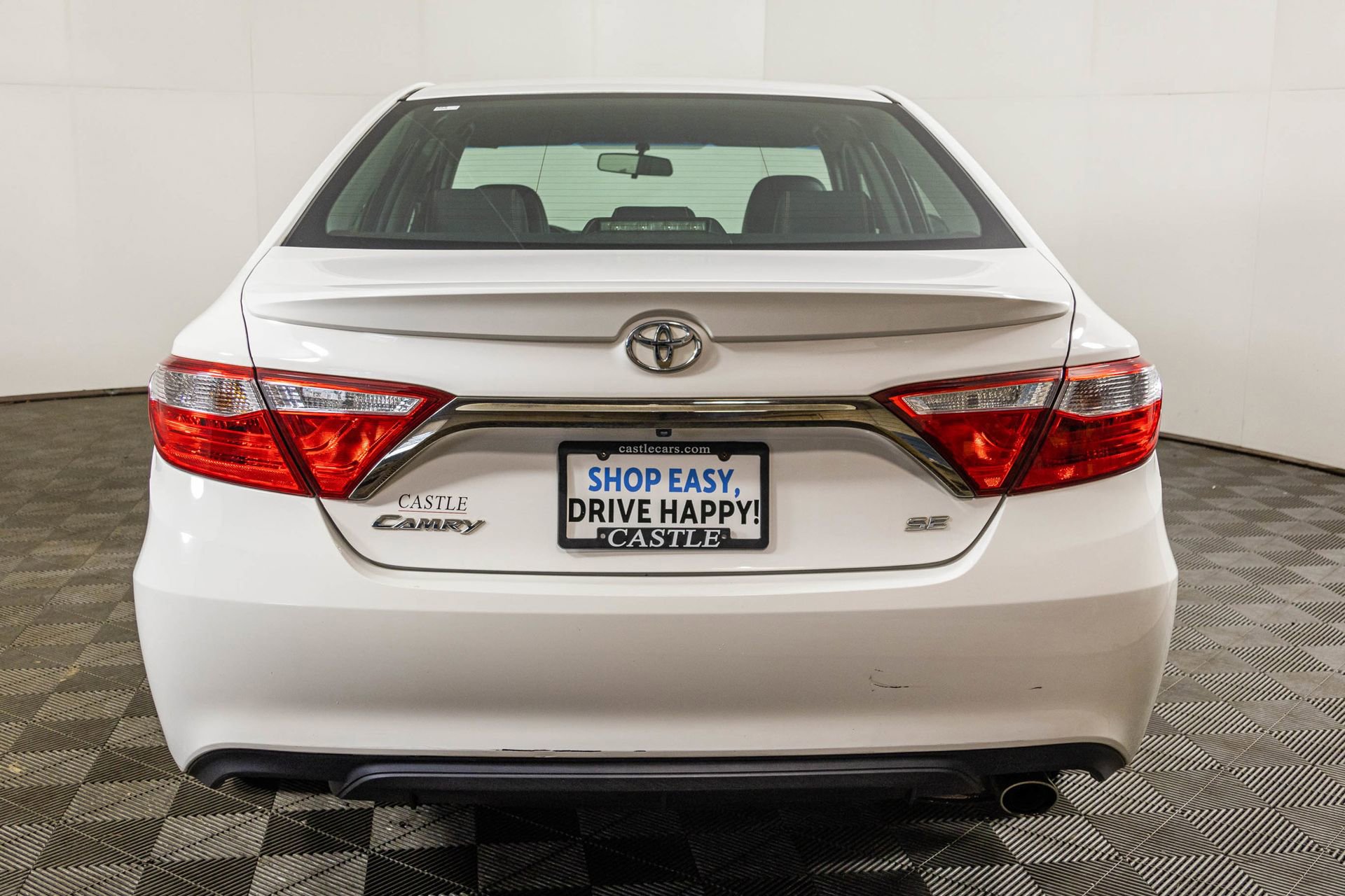Used 2017 Toyota Camry SE FWD image 13