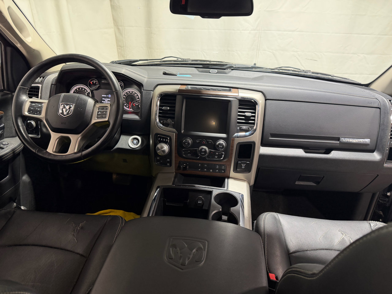 Used 2015 RAM 1500 Laramie w/ Convenience Group image 16