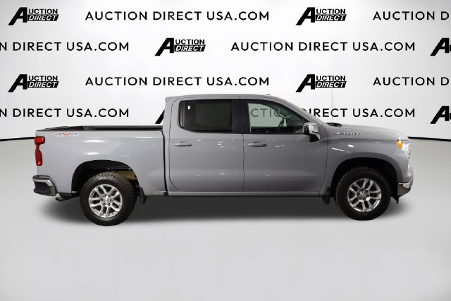 Used 2024 Chevrolet Silverado 1500 LT AWD/4WD image 41