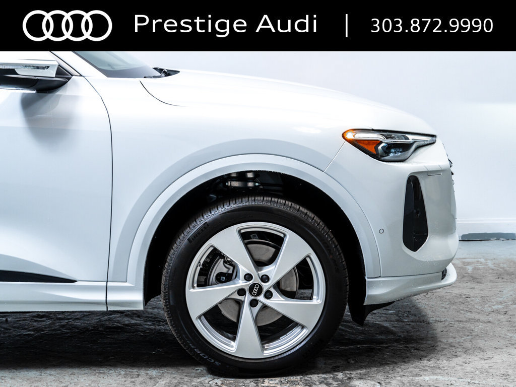 Used 2025 Audi Q5 Premium Plus w/ Premium Plus AWD/4WD image 13
