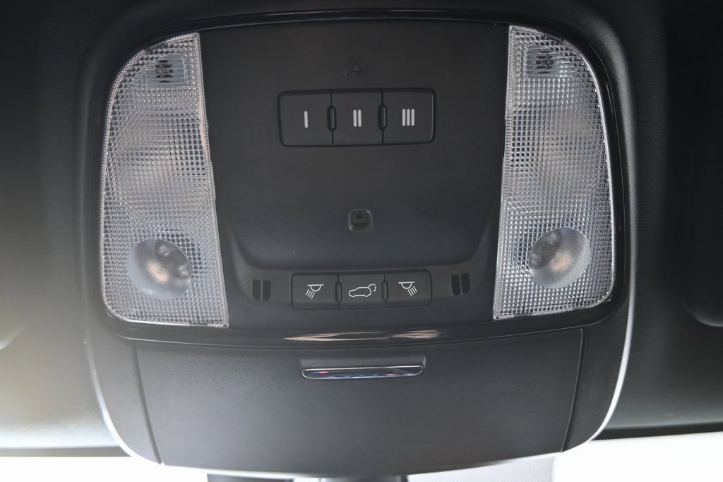 Used 2023 Dodge Durango GT image 33