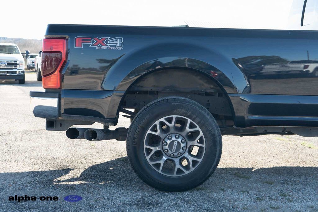 Used 2022 Ford F250 Lariat w/ Lariat Value Package image 5
