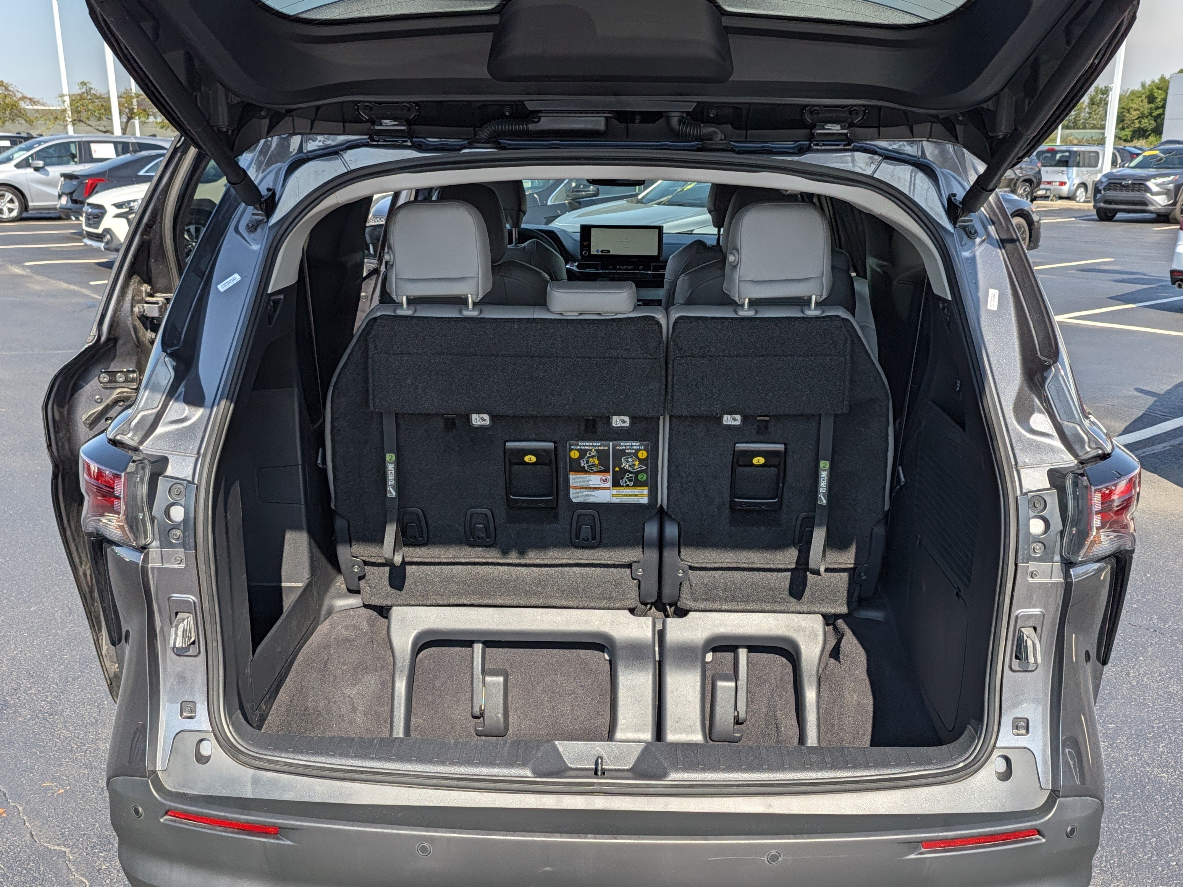 Certified 2025 Toyota Sienna XLE w/ XLE Plus Package AWD/4WD image 23