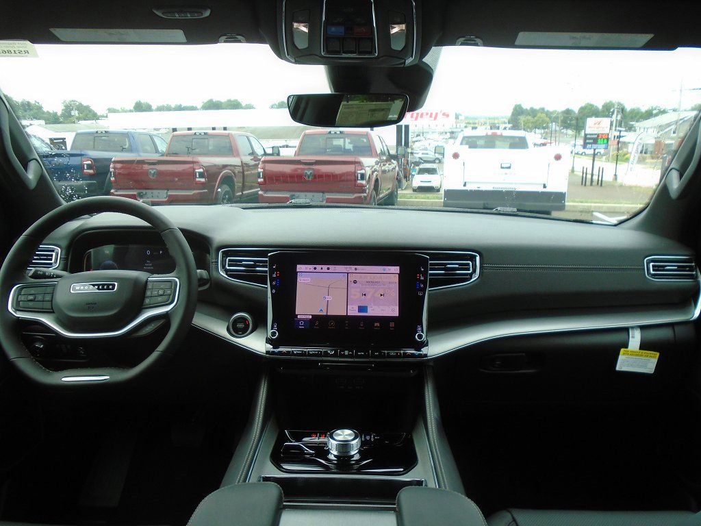 New 2024 Jeep Wagoneer Series II image 12