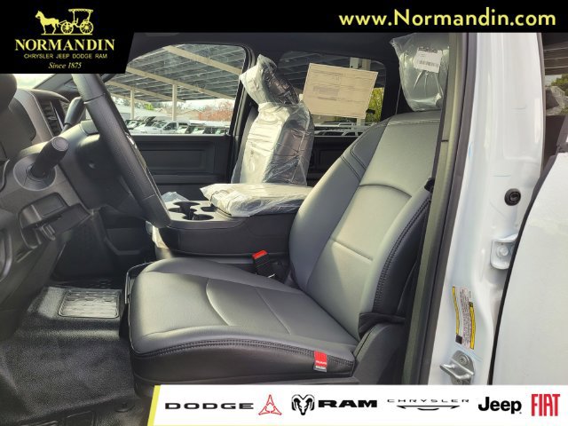 New 2026 RAM 5500 Tradesman AWD/4WD image 9