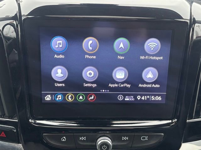 Used 2020 Chevrolet Traverse LT w/ LT Premium Package image 27