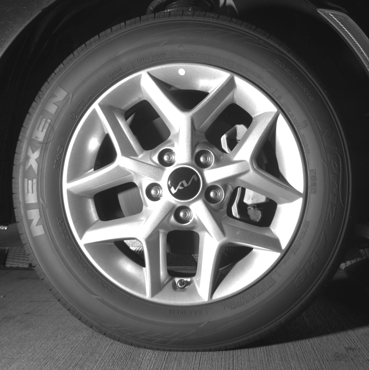Used 2025 Kia Soul LX w/ LX Technology Package FWD image 13