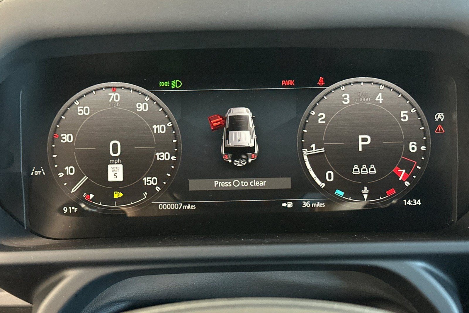 New 2026 Land Rover Defender 110 X-Dynamic SE AWD/4WD image 15