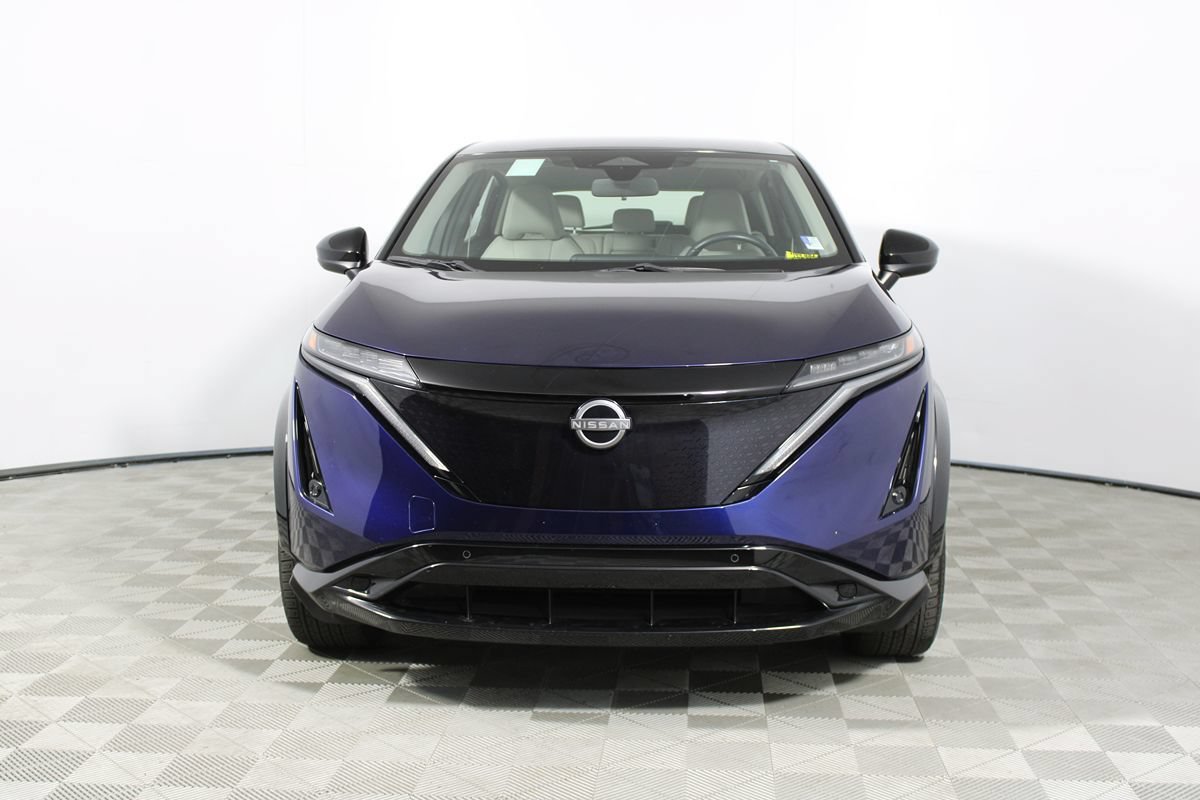Used 2023 Nissan Ariya AWD image 2