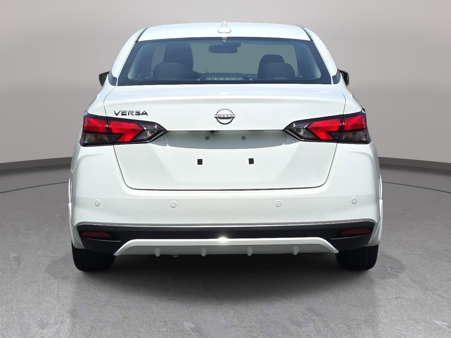 Used 2025 Nissan Versa SV w/ Trunk Package image 6