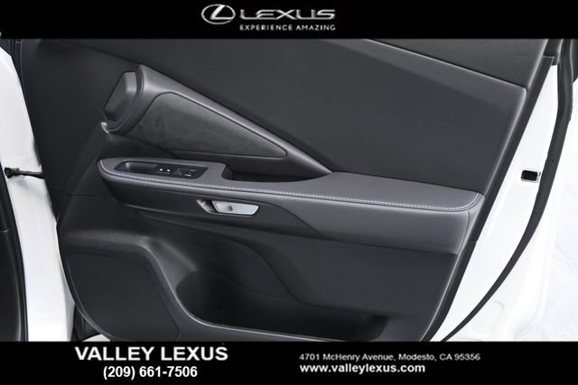 New 2026 Lexus TX 500h AWD image 15