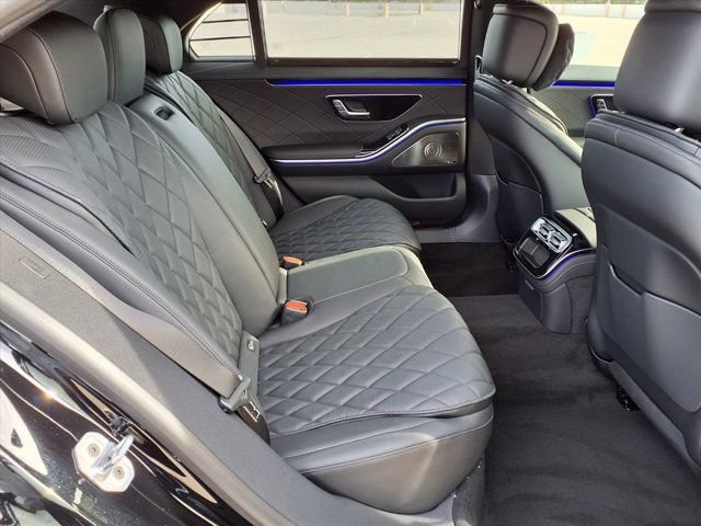 New 2026 Mercedes-Benz S 500 4MATIC image 19