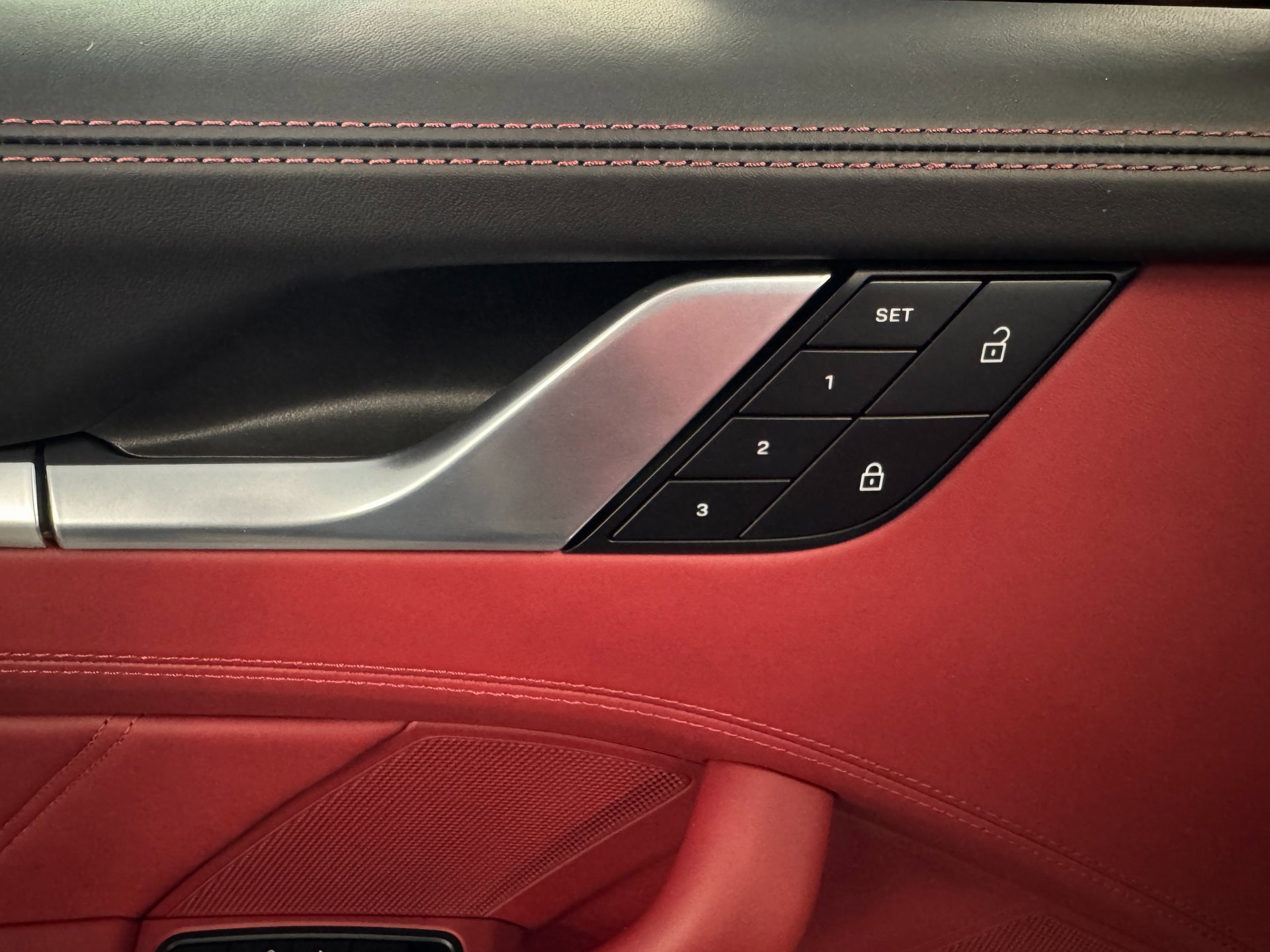 Used 2024 Porsche 911 Turbo image 76