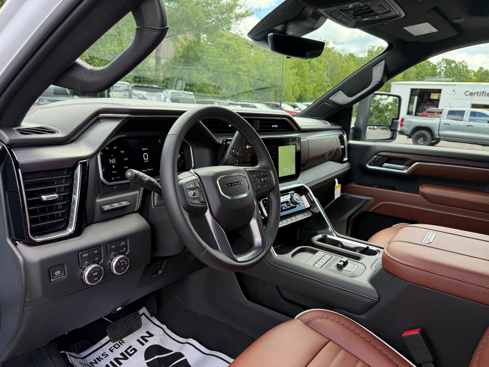 New 2026 GMC Sierra 2500 Denali Ultimate w/ LPO, Black Badging Package AWD/4WD image 13