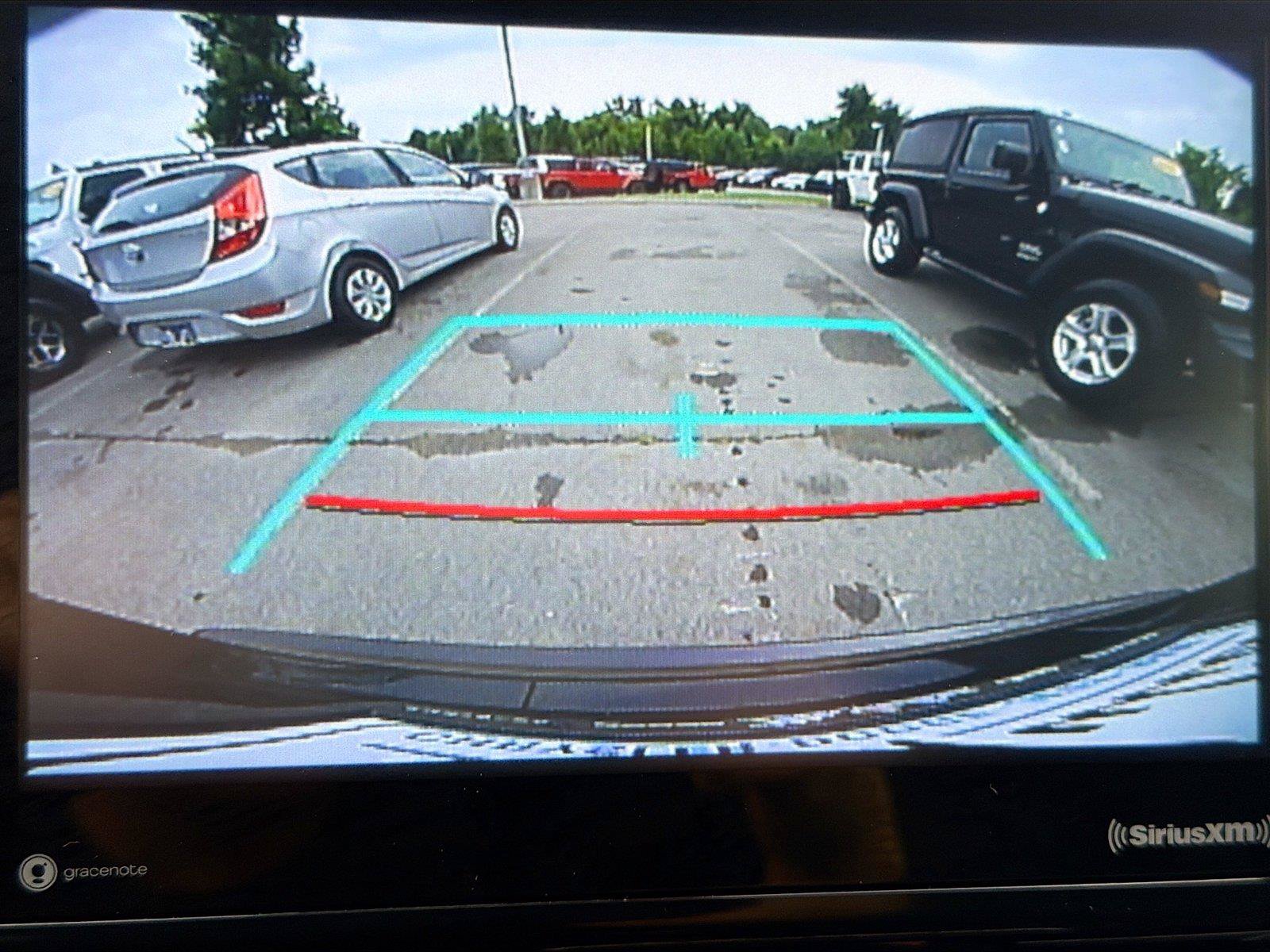 Used 2021 Toyota C-HR XLE FWD image 31