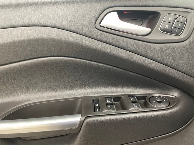 Used 2017 Ford Escape Titanium w/ Equipment Group 301A AWD/4WD image 13
