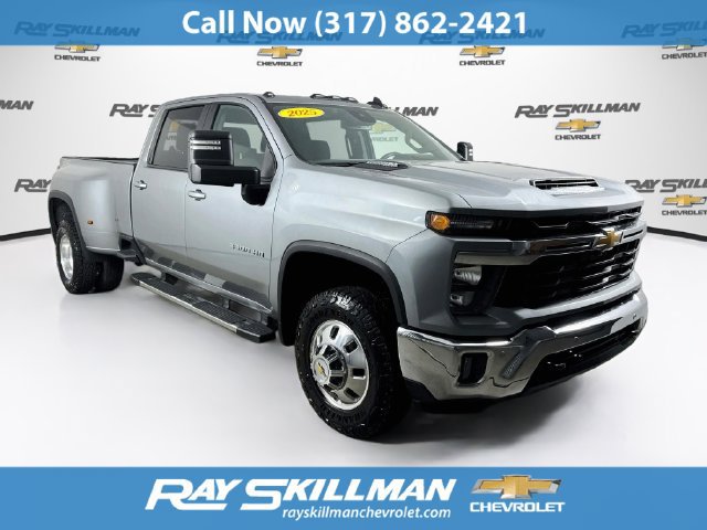 Used 2025 Chevrolet Silverado 3500 LT w/ Safety Package AWD/4WD image 1