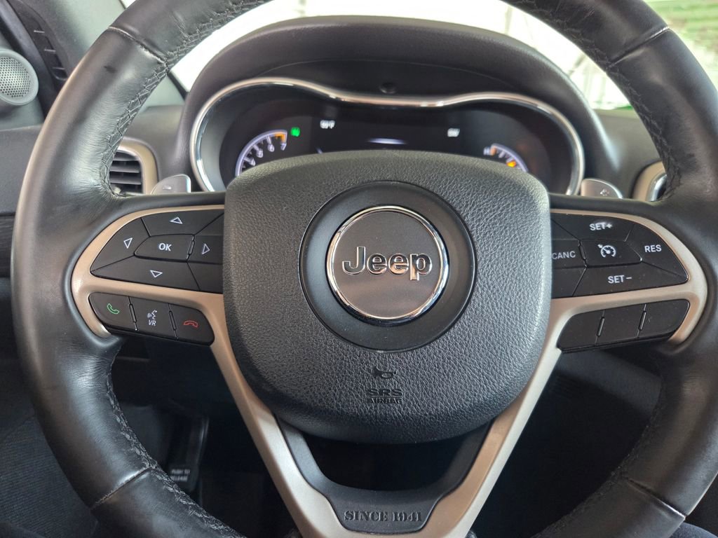 Used 2014 Jeep Grand Cherokee Laredo w/ Quick Order Package 23E AWD/4WD image 7