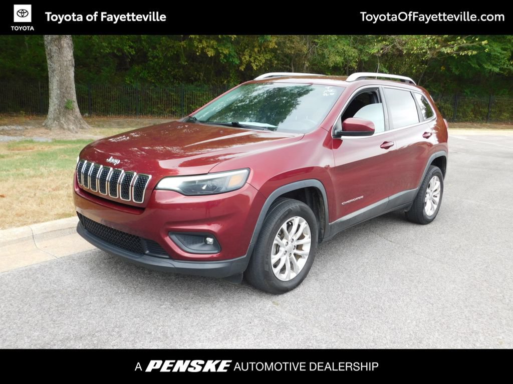 Used 2019 Jeep Cherokee Latitude w/ Cold Weather Group