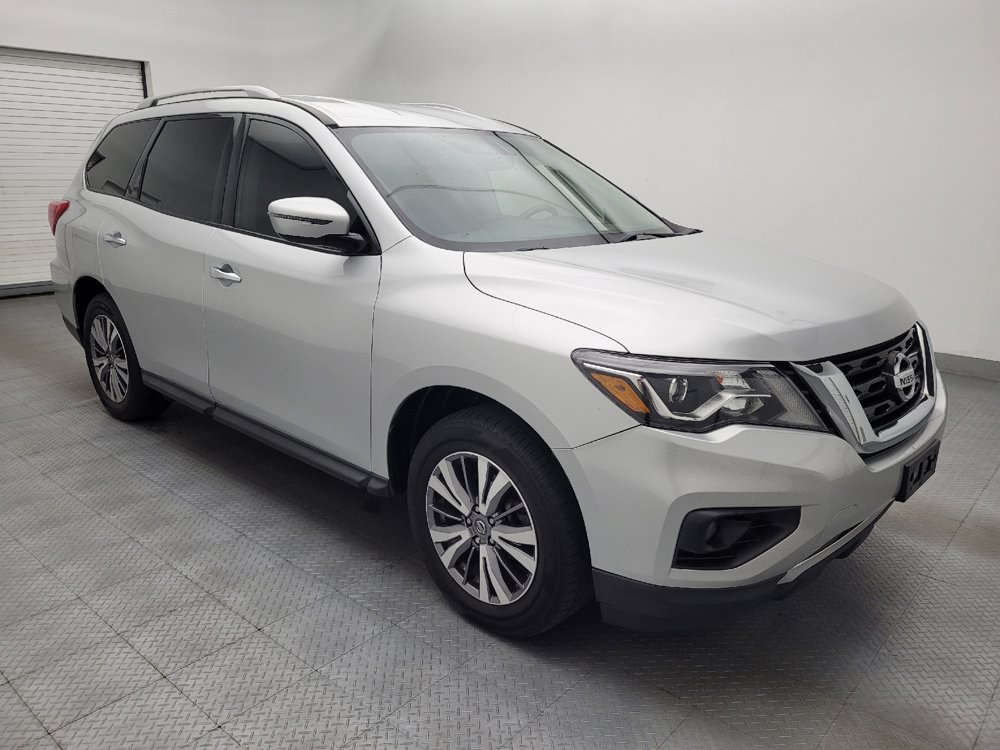 Used 2019 Nissan Pathfinder SV FWD image 11
