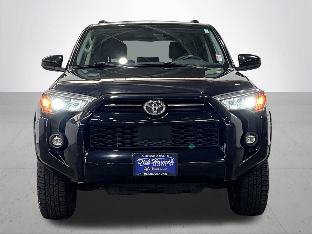 Used 2022 Toyota 4Runner SR5 AWD/4WD image 4
