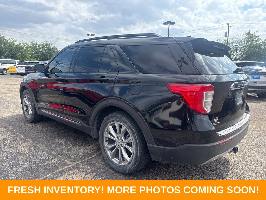 Used 2020 Ford Explorer XLT w/ Equipment Group 202A RWD image 4