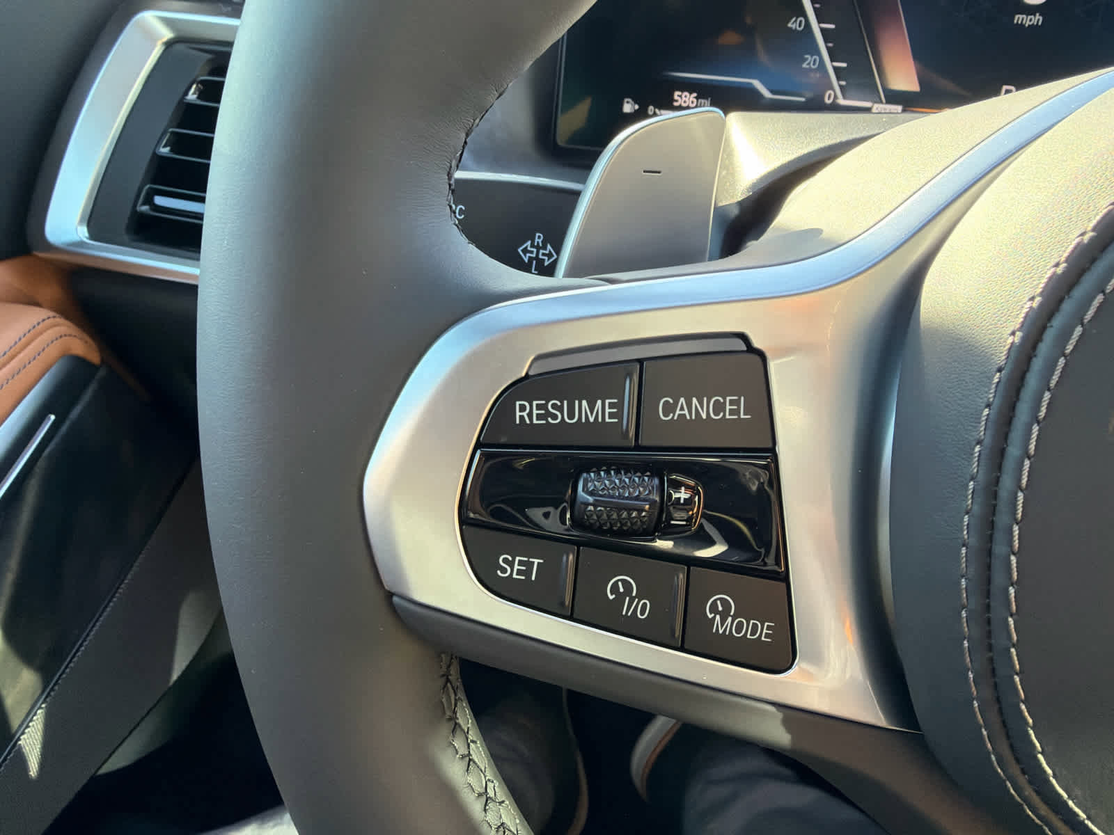 New 2026 BMW X6 xDrive40i image 36