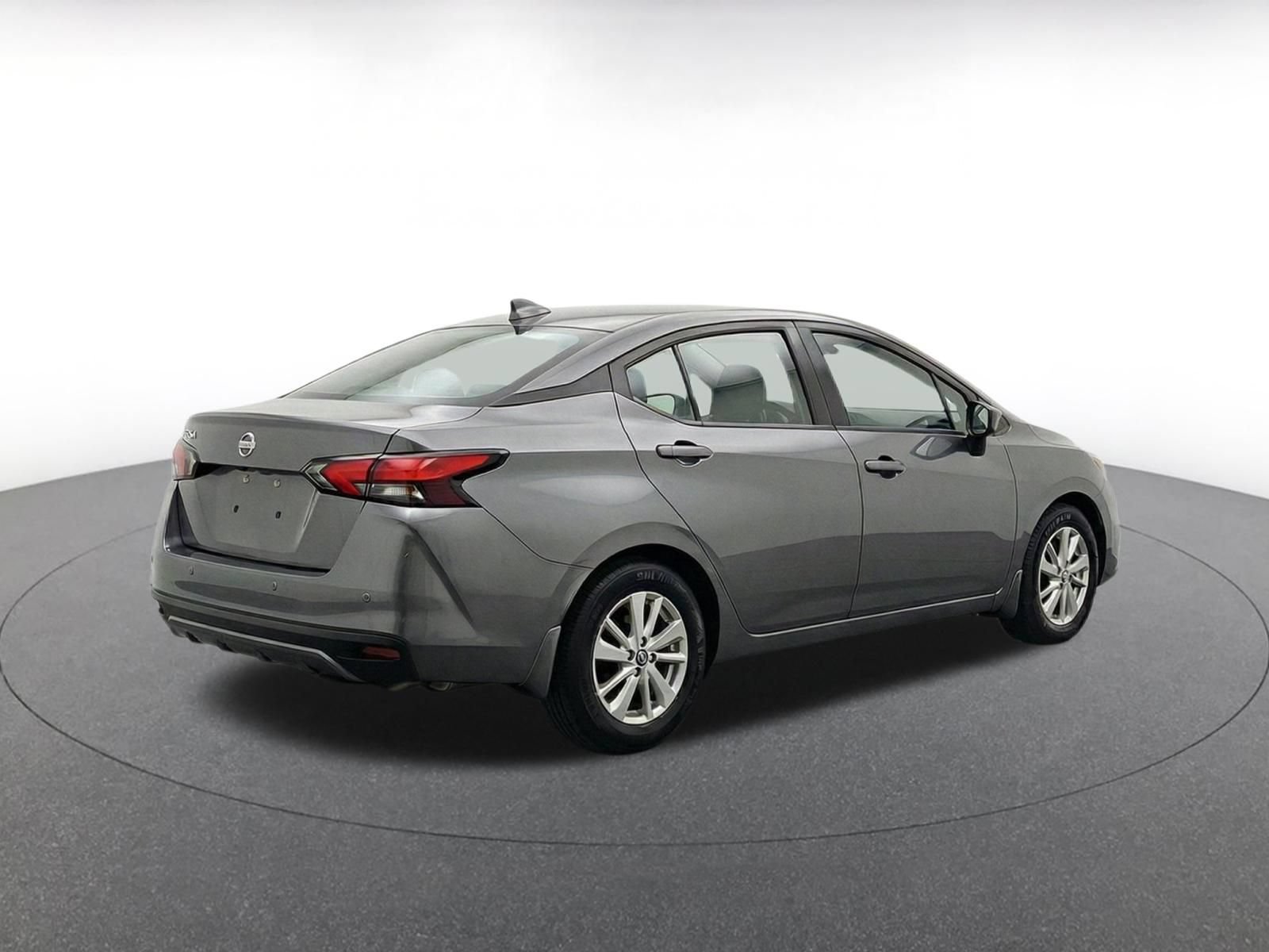 Used 2025 Nissan Versa SV FWD image 8