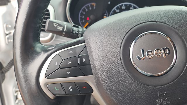 Used 2020 Jeep Grand Cherokee Altitude RWD image 22