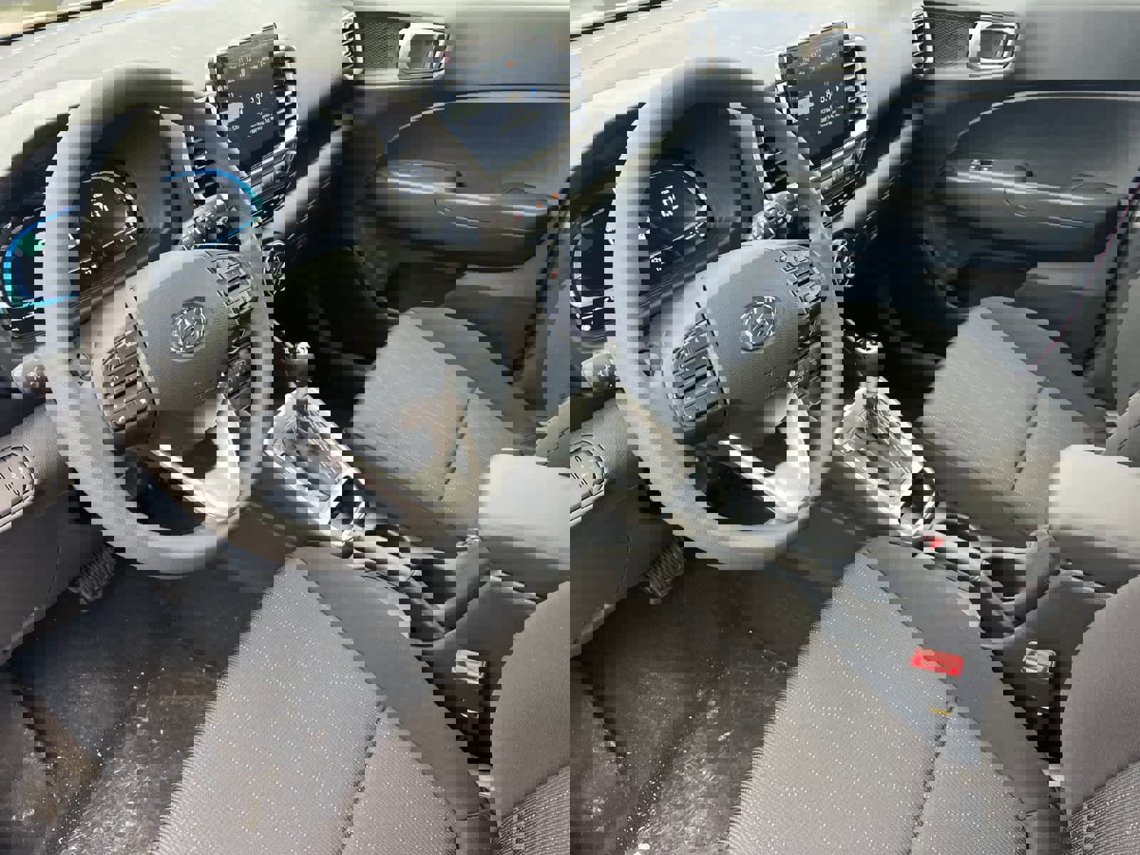 New 2026 Hyundai Venue SE image 11