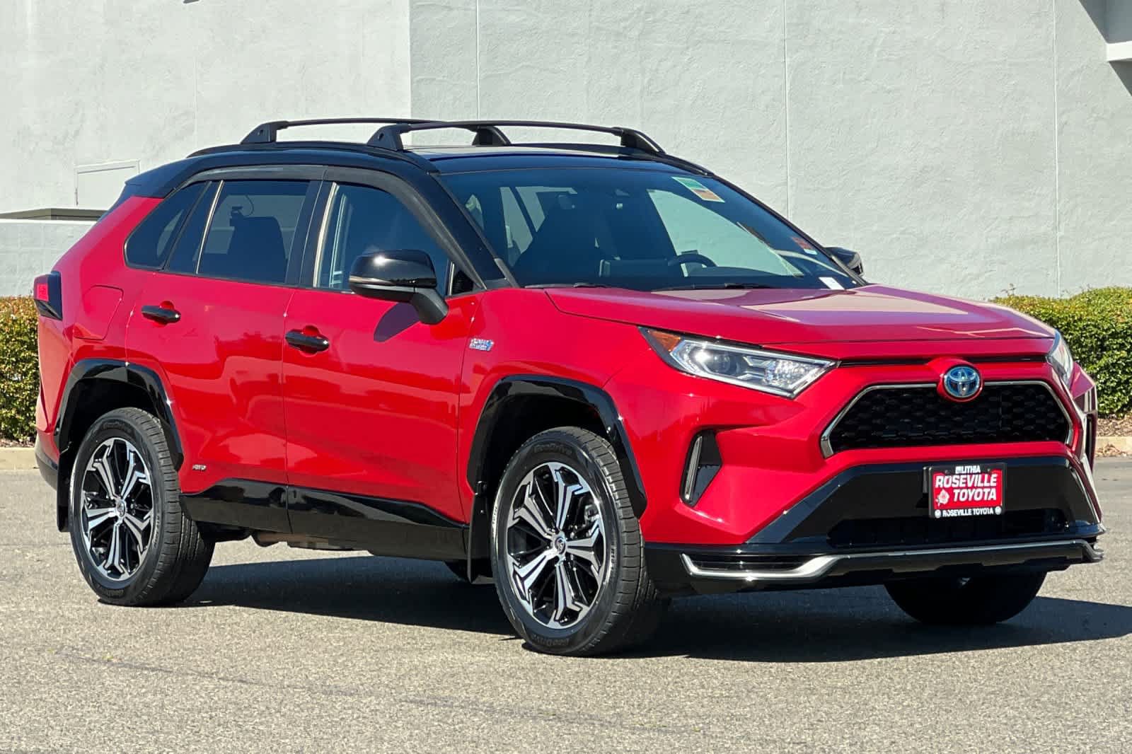 Certified 2021 Toyota RAV4 XSE w/ Weather Package AWD/4WD image 5