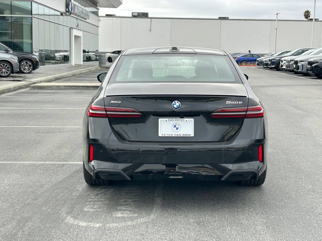 New 2027 BMW 550e xDrive w/ Executive Package AWD/4WD image 4