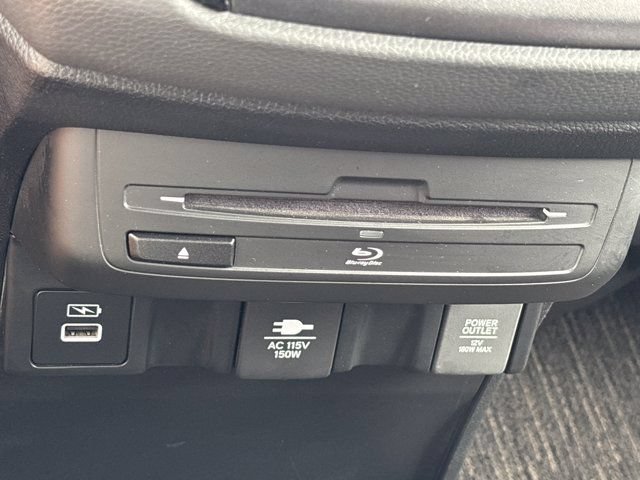 Used 2024 Honda Odyssey Elite image 45