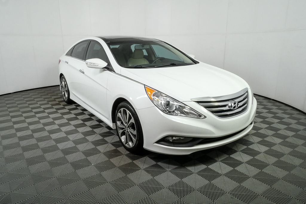 Used 2014 Hyundai Sonata Limited w/ Technology Package 06