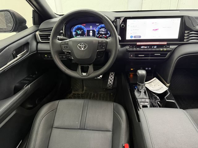 Used 2026 Toyota Camry XSE FWD image 32