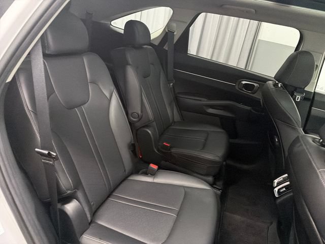 Certified 2023 Kia Sorento X-Line EX AWD/4WD image 19
