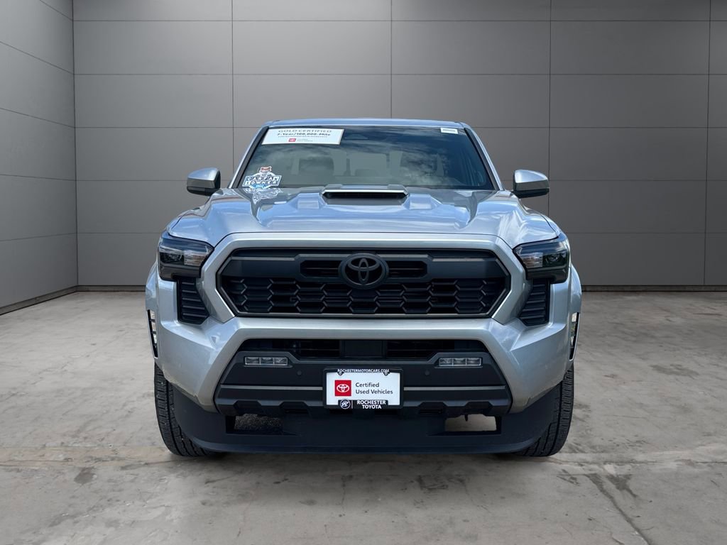 Used 2024 Toyota Tacoma TRD Sport w/ TRD Sport Upgrade Package AWD/4WD image 8
