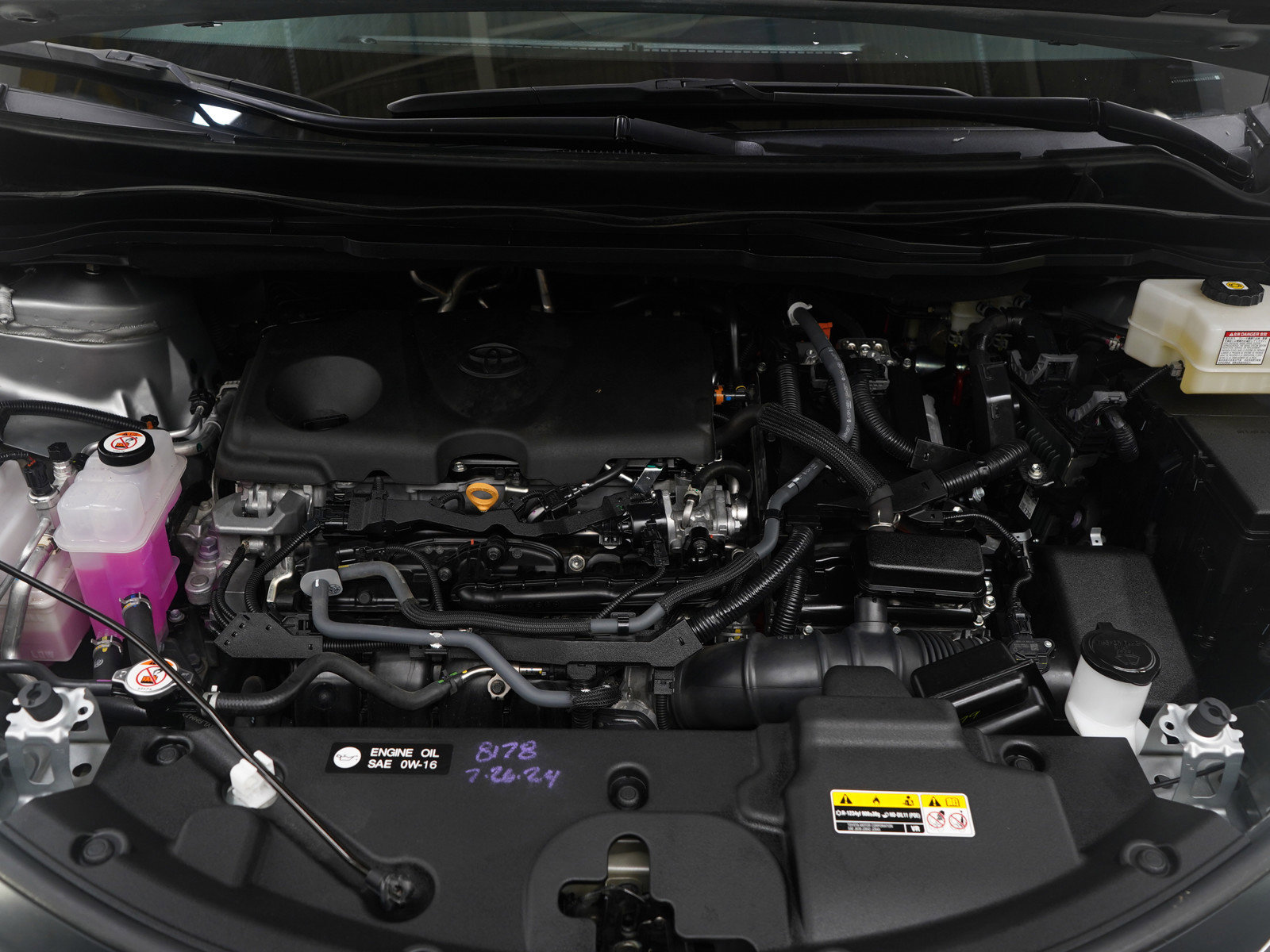 Used 2024 Toyota Sienna LE FWD image 33