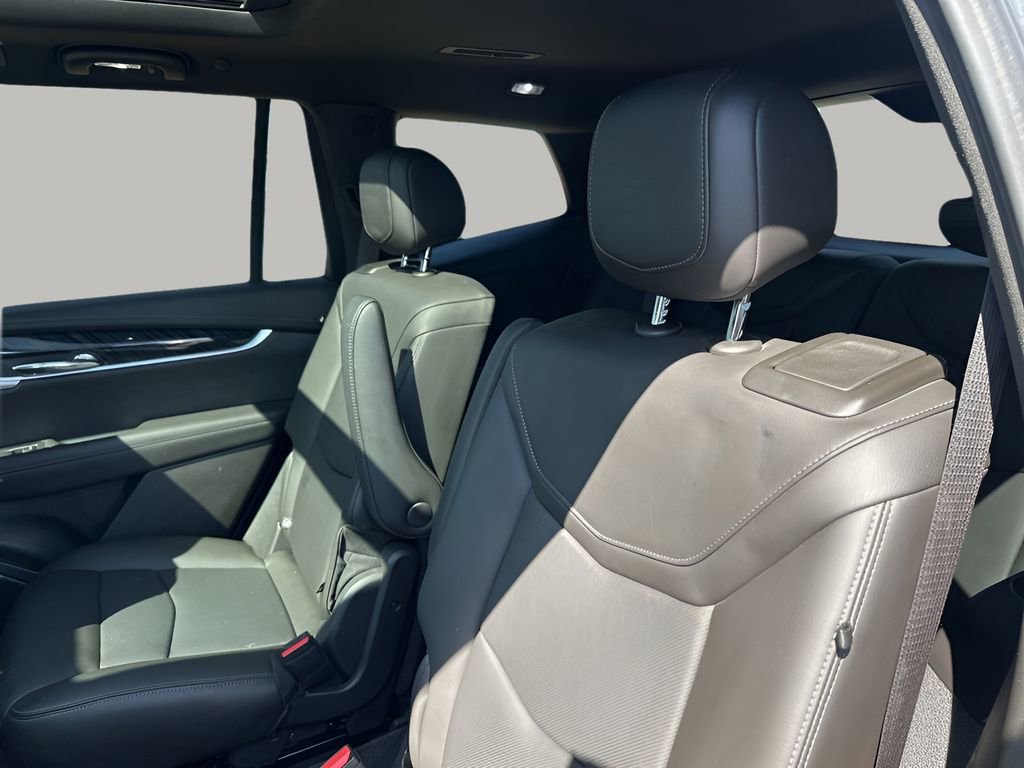 Certified 2023 Cadillac XT6 Premium Luxury w/ Technology Package AWD/4WD image 17