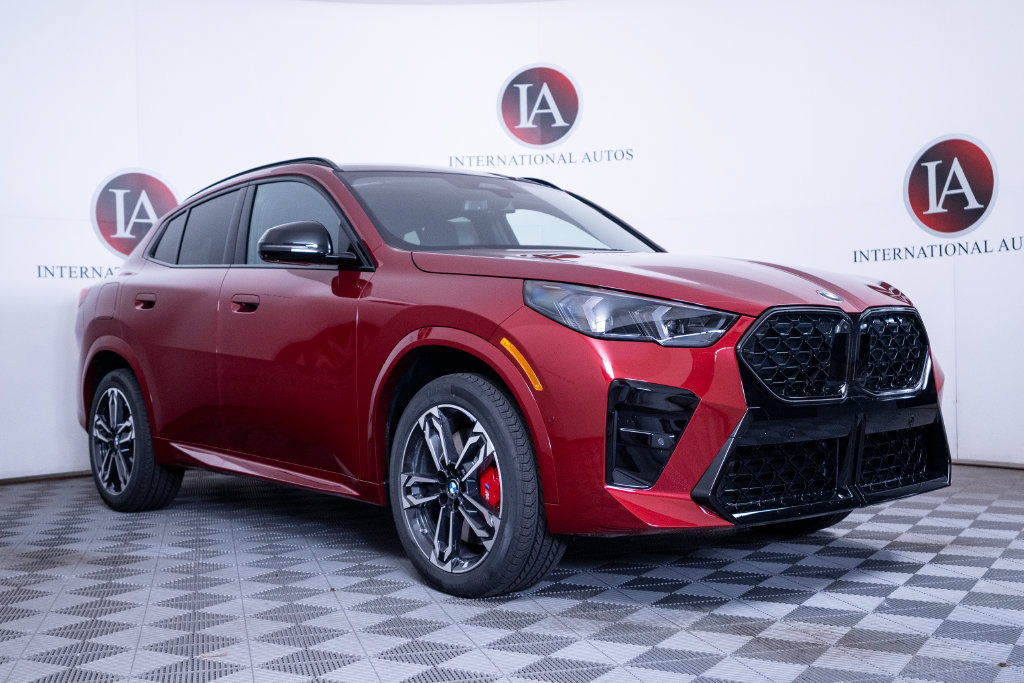 New 2026 BMW X2 xDrive28i w/ Technology Package AWD/4WD image 1