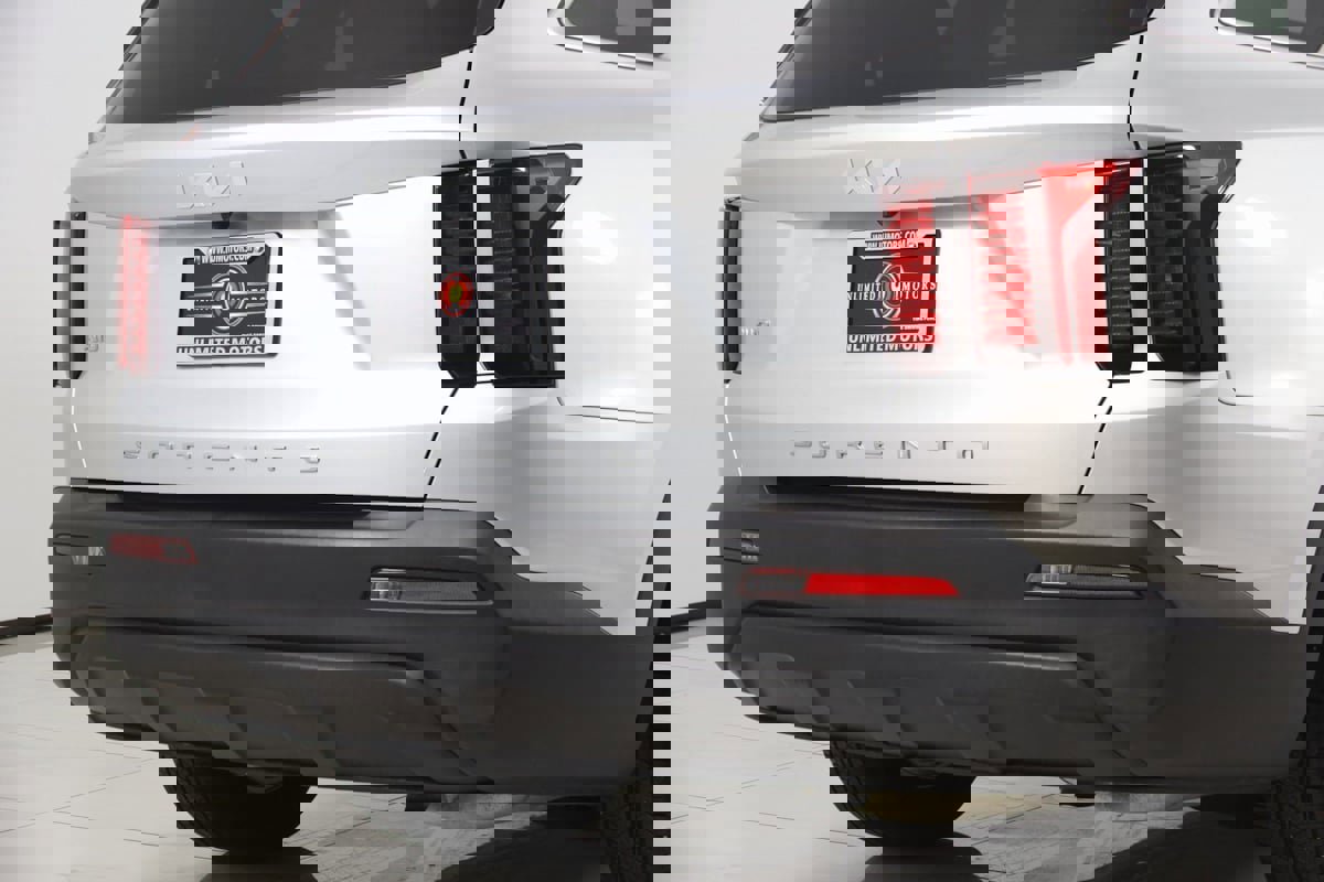 Used 2022 Kia Sorento LX image 40