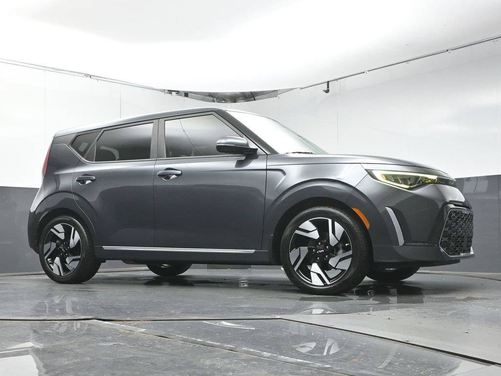Used 2023 Kia Soul GT-Line w/ GT-Line Technology Package FWD image 32