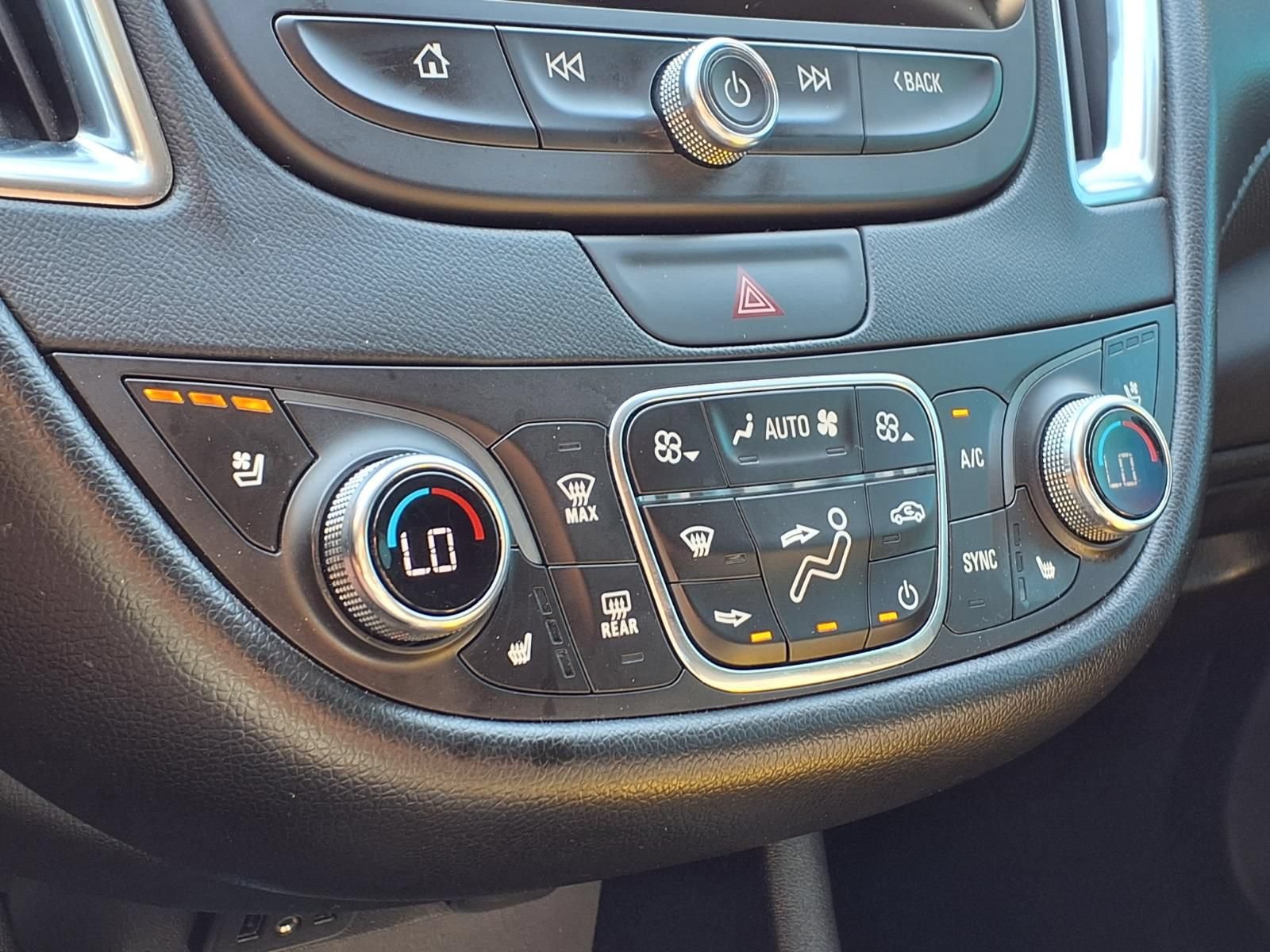 Used 2016 Chevrolet Malibu Premier FWD image 24