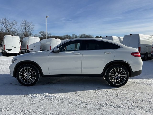 Used 2019 Mercedes-Benz GLC 300 4MATIC Coupe image 4