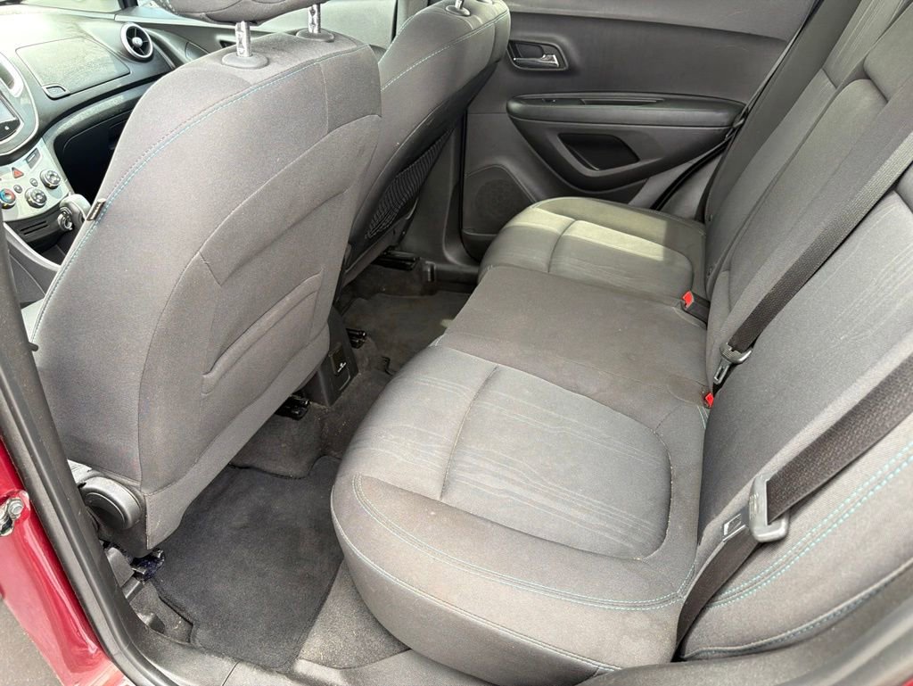 Used 2016 Chevrolet Trax LT FWD image 16