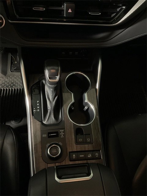 Used 2020 Toyota Highlander Platinum image 28